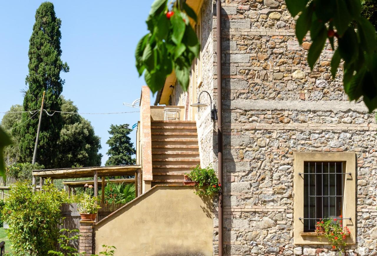 Agriturismo Due Ponti Chianni Eksteriør bilde