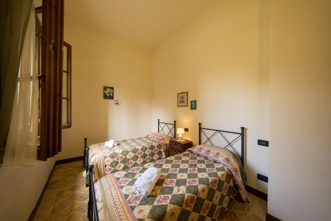 Agriturismo Due Ponti Chianni Eksteriør bilde